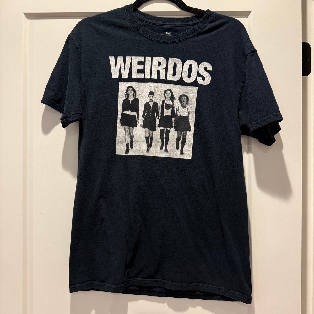 Goth Witchy The Craft Weirdos T-Shirt M Black 90s Cult Movie Ripple Junction - Picture 2 of 6